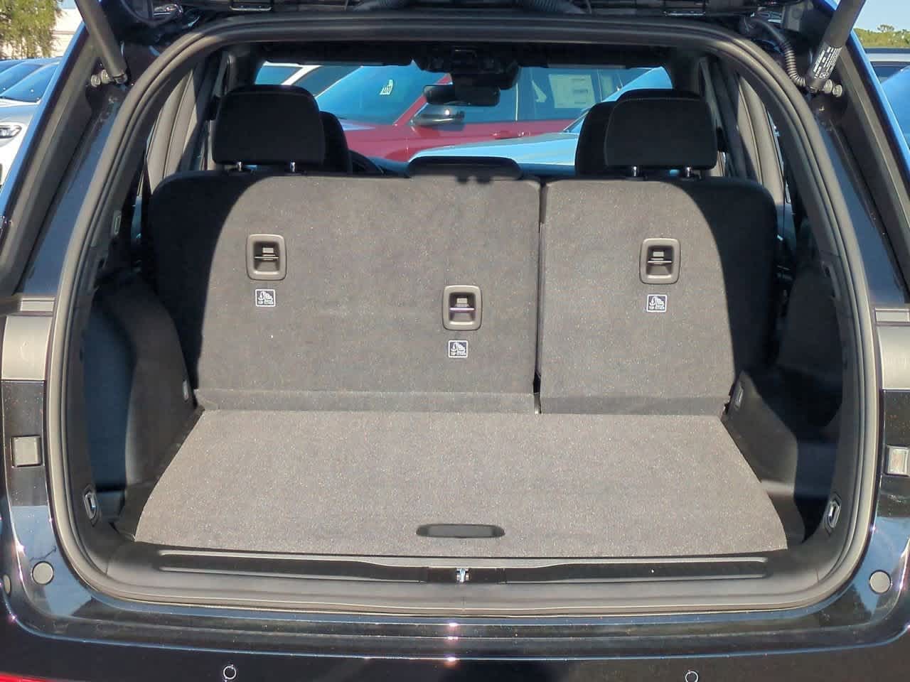 2025 Jeep Grand Cherokee GRAND CHEROKEE LAREDO X 4X2