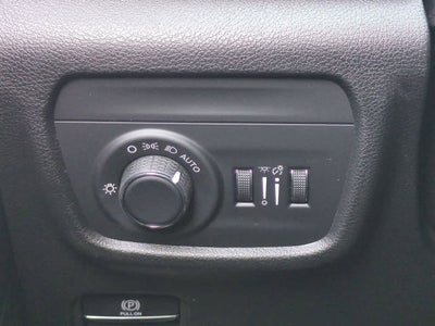 2025 Jeep Grand Cherokee GRAND CHEROKEE LAREDO 4X2