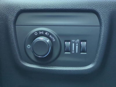 2025 Jeep Grand Cherokee GRAND CHEROKEE LAREDO 4X2