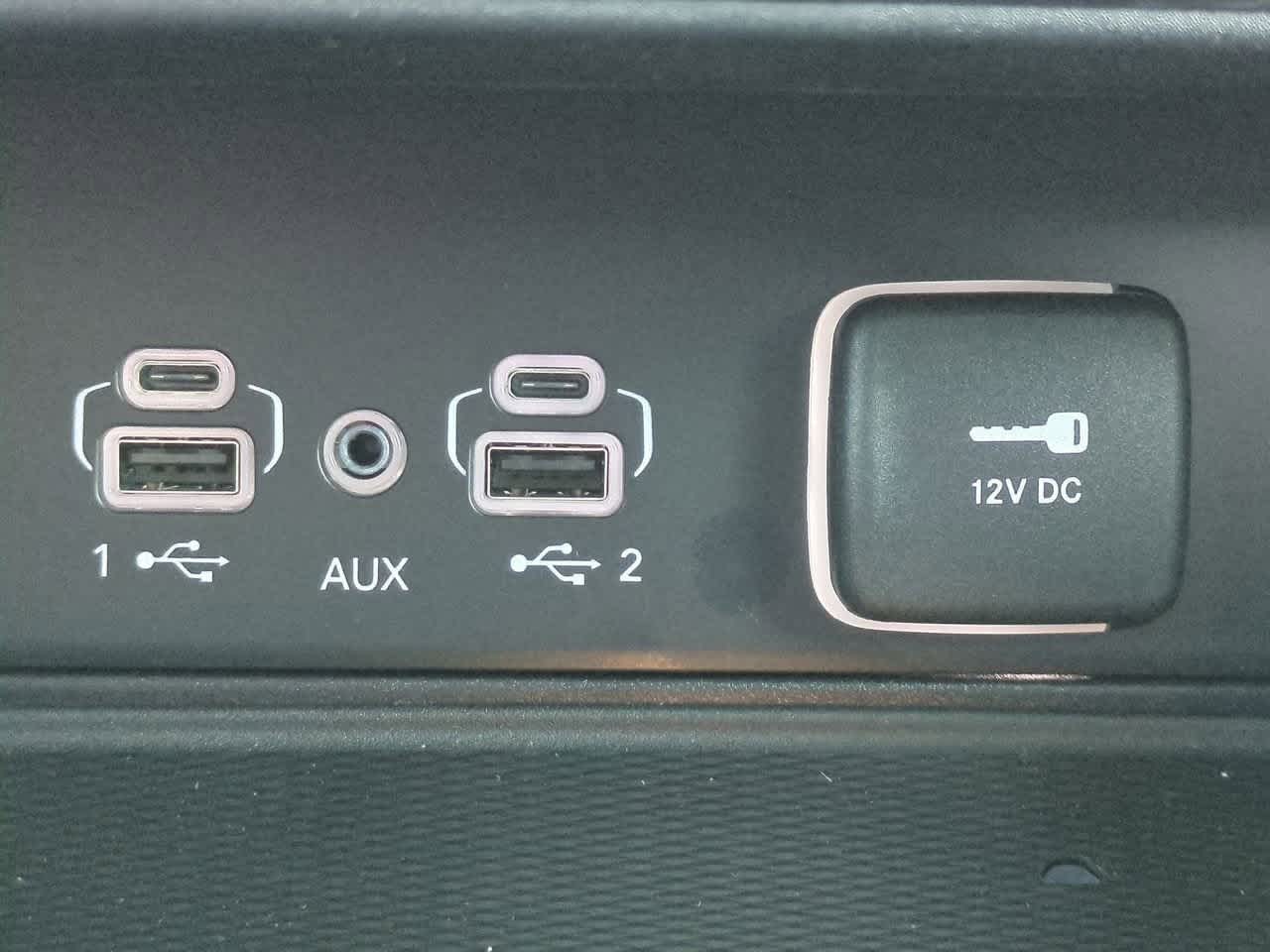 2025 Jeep Grand Cherokee GRAND CHEROKEE LAREDO 4X2