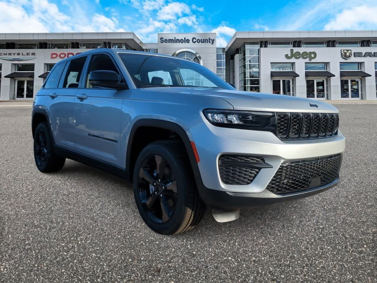 2025 Jeep Grand Cherokee GRAND CHEROKEE ALTITUDE X 4X2
