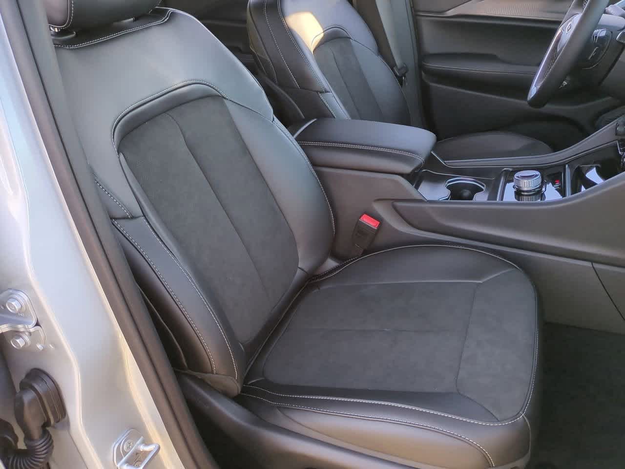 2025 Jeep Grand Cherokee GRAND CHEROKEE ALTITUDE X 4X2