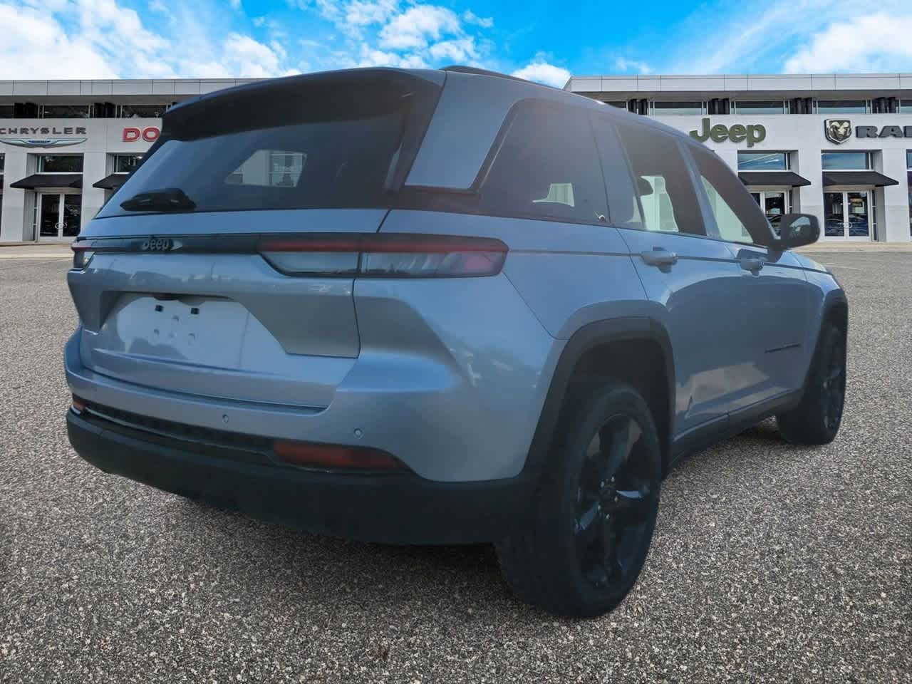 2025 Jeep Grand Cherokee GRAND CHEROKEE ALTITUDE X 4X2