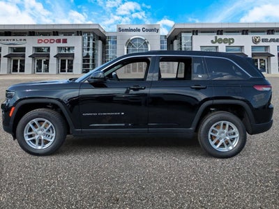 2025 Jeep Grand Cherokee GRAND CHEROKEE LAREDO X 4X2