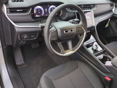 2025 Jeep Grand Cherokee GRAND CHEROKEE LAREDO 4X2