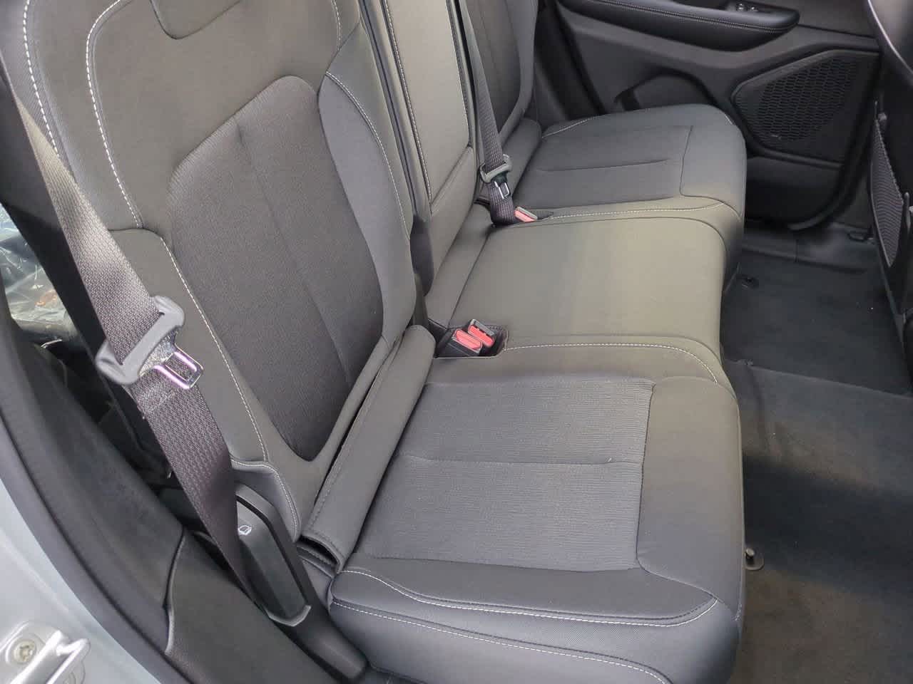 2025 Jeep Grand Cherokee GRAND CHEROKEE LAREDO 4X2