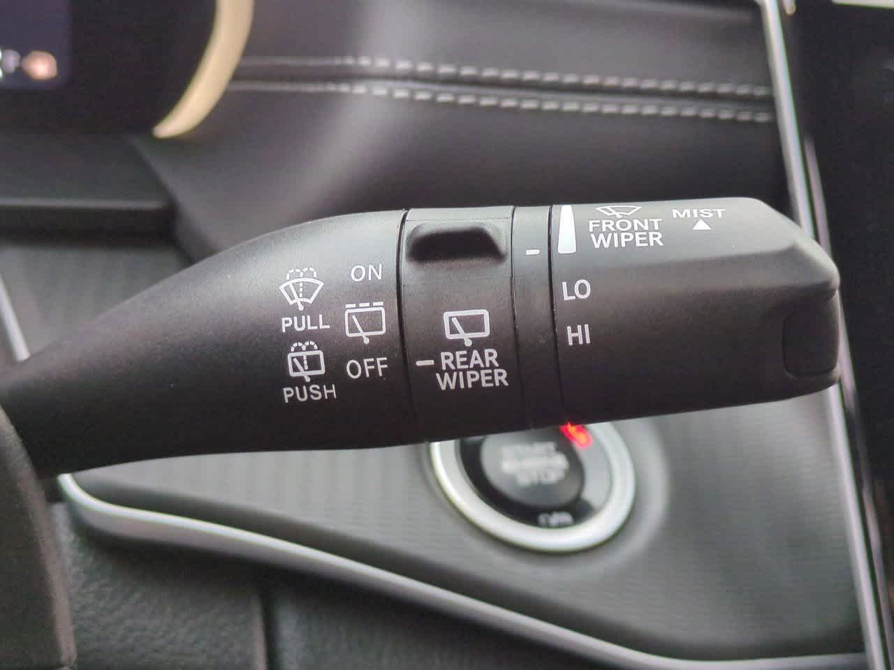 2025 Jeep Grand Cherokee GRAND CHEROKEE LAREDO 4X2