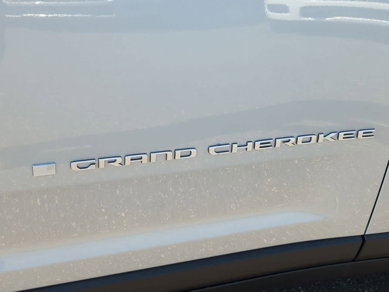 2025 Jeep Grand Cherokee GRAND CHEROKEE LAREDO X 4X2