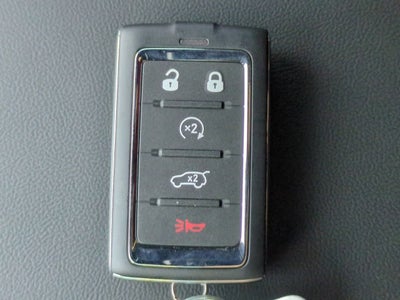 2025 Jeep Grand Cherokee GRAND CHEROKEE LAREDO X 4X2