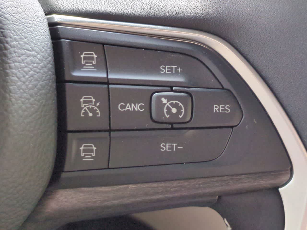 2025 Jeep Grand Cherokee Limited 4x2