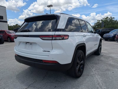 2023 Jeep Grand Cherokee Limited 4x2