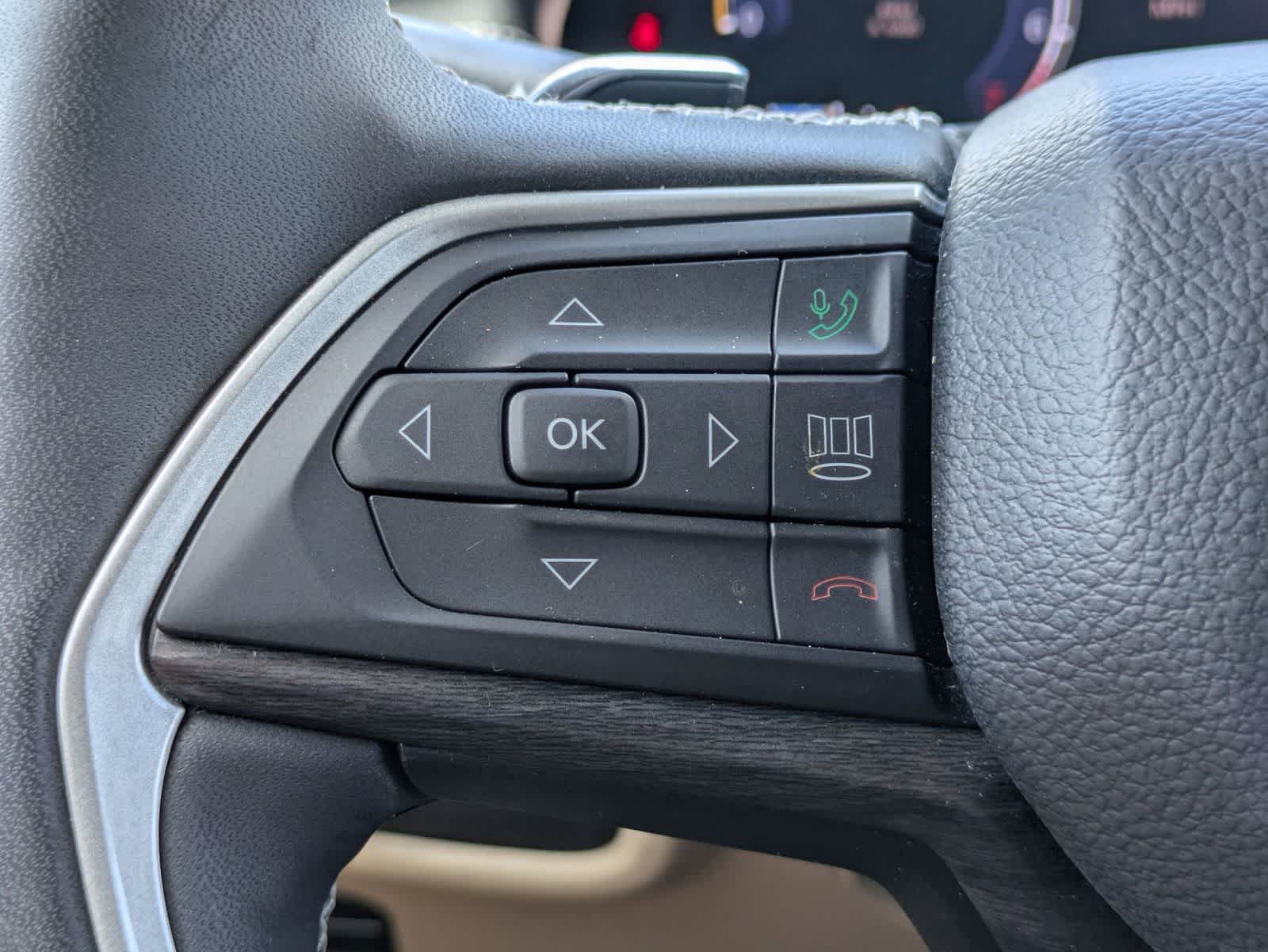 2023 Jeep Grand Cherokee Limited 4x2
