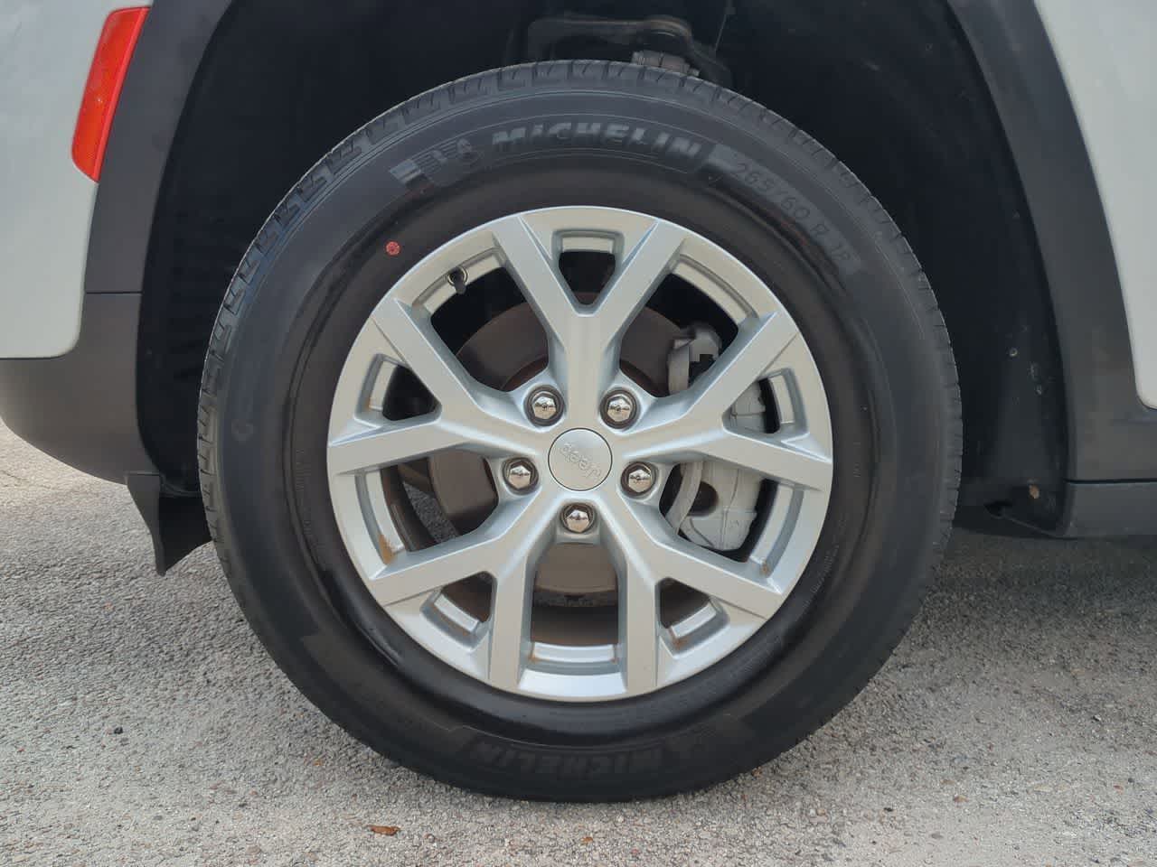 2023 Jeep Grand Cherokee Limited 4x2