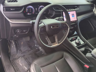 2025 Jeep Grand Cherokee Limited 4x2
