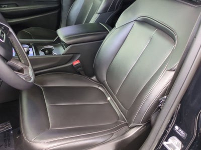 2025 Jeep Grand Cherokee Limited 4x2