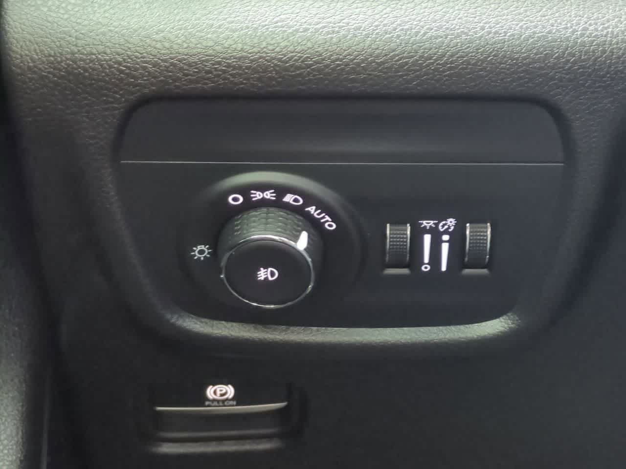 2025 Jeep Grand Cherokee Limited 4x2