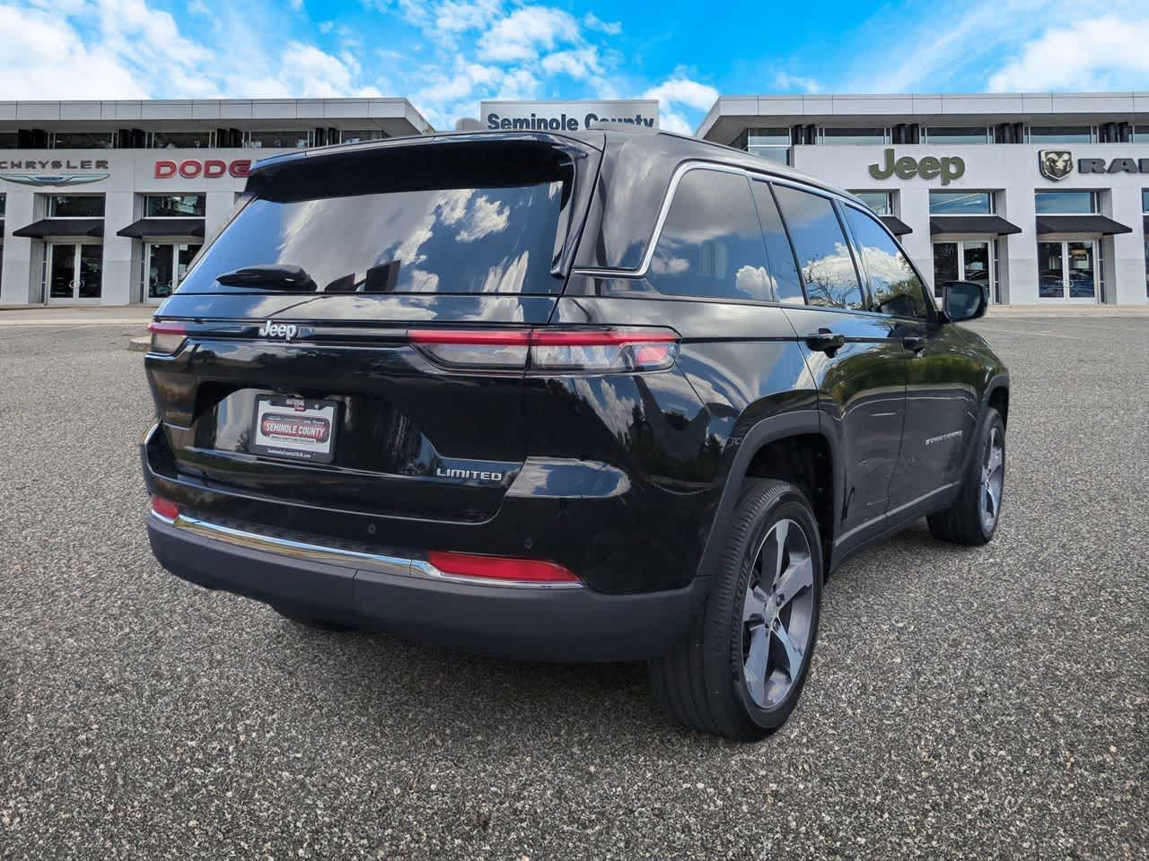 2025 Jeep Grand Cherokee Limited 4x2