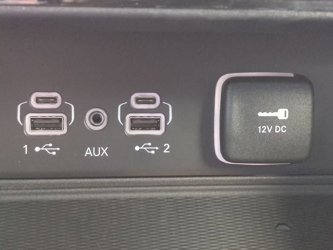 2025 Jeep Grand Cherokee GRAND CHEROKEE LAREDO 4X4