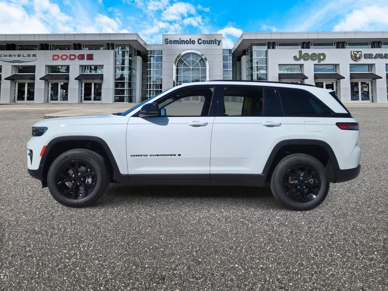 2025 Jeep Grand Cherokee GRAND CHEROKEE ALTITUDE X 4X4