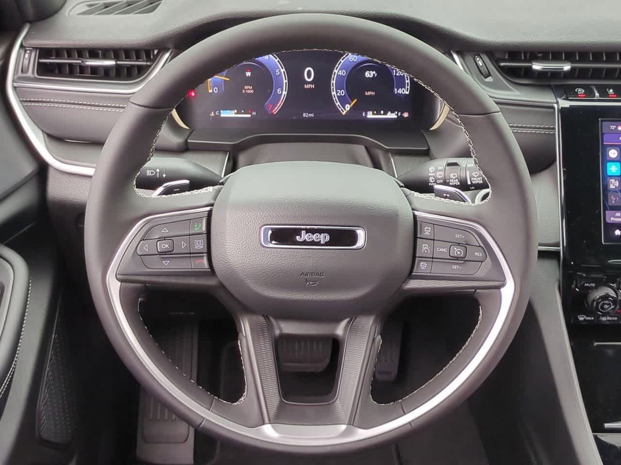 2025 Jeep Grand Cherokee GRAND CHEROKEE LAREDO X 4X4