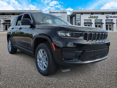 2025 Jeep Grand Cherokee GRAND CHEROKEE LAREDO X 4X4