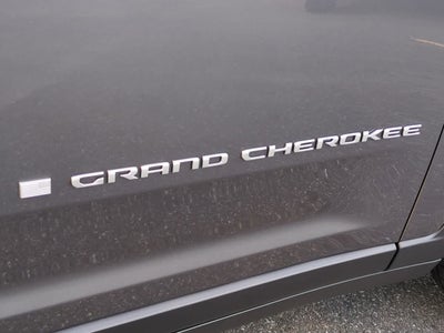 2025 Jeep Grand Cherokee GRAND CHEROKEE LAREDO X 4X4