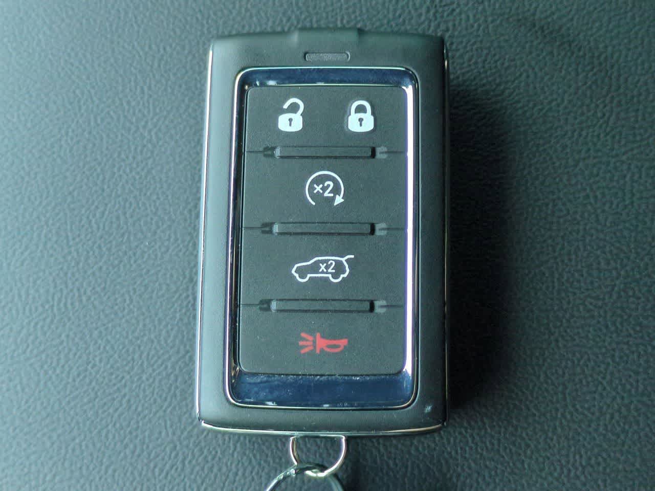 2026 Jeep Grand Cherokee GRAND CHEROKEE LAREDO X 4X4