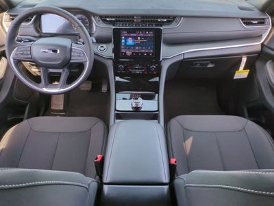 2025 Jeep Grand Cherokee GRAND CHEROKEE LAREDO X 4X4