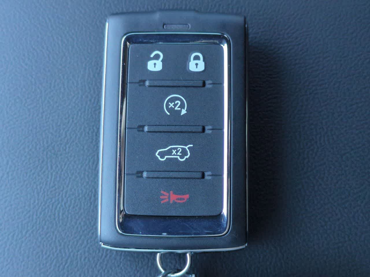 2026 Jeep Grand Cherokee GRAND CHEROKEE LAREDO X 4X4