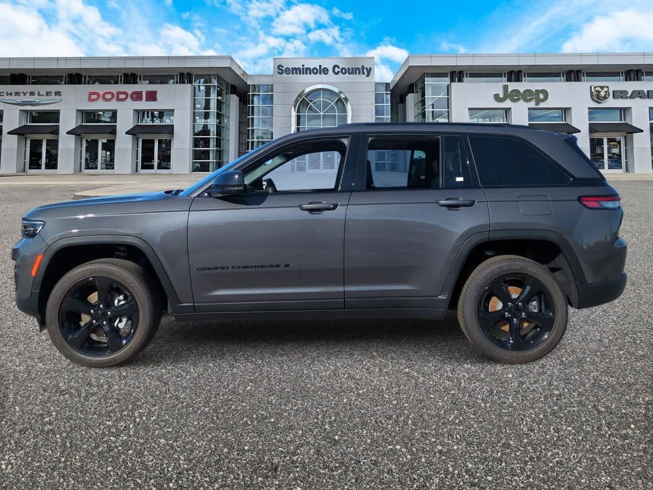 2025 Jeep Grand Cherokee GRAND CHEROKEE ALTITUDE X 4X4