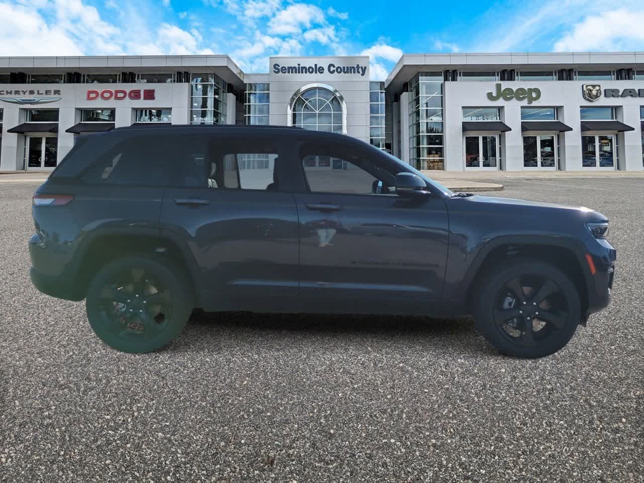 2025 Jeep Grand Cherokee GRAND CHEROKEE ALTITUDE X 4X4