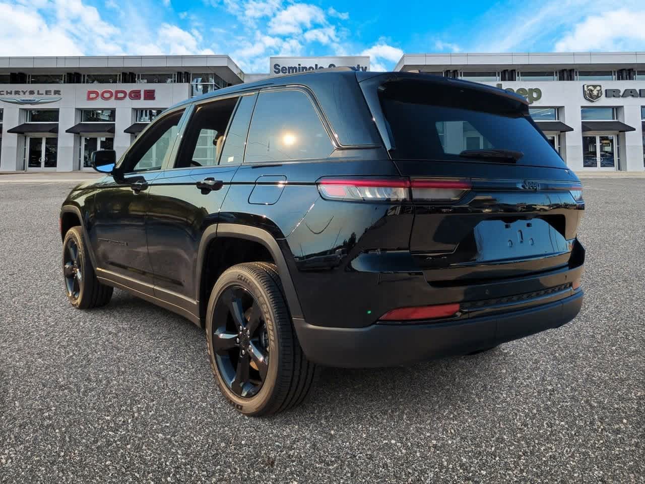 2025 Jeep Grand Cherokee GRAND CHEROKEE ALTITUDE X 4X4