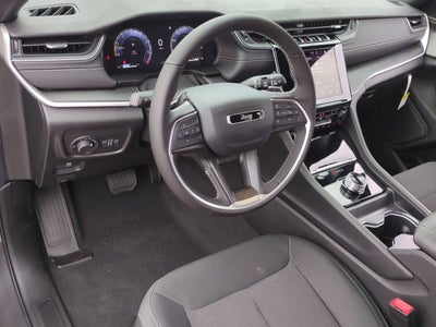 2025 Jeep Grand Cherokee GRAND CHEROKEE LAREDO 4X4