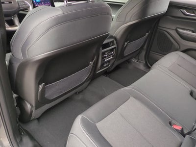 2025 Jeep Grand Cherokee GRAND CHEROKEE LAREDO 4X4