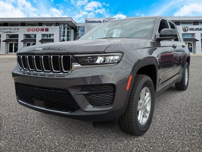 2025 Jeep Grand Cherokee GRAND CHEROKEE LAREDO 4X4