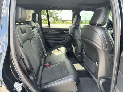 2025 Jeep Grand Cherokee Altitude X 4x4