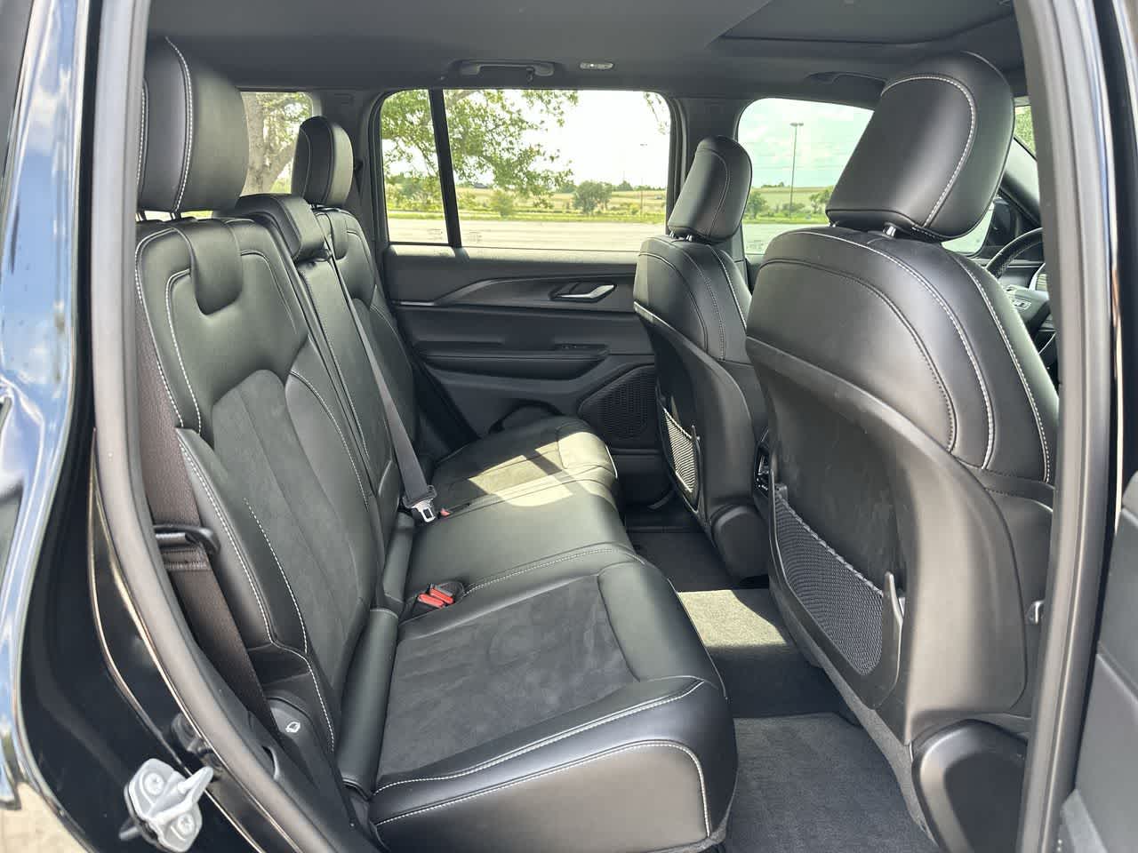 2025 Jeep Grand Cherokee Altitude X 4x4