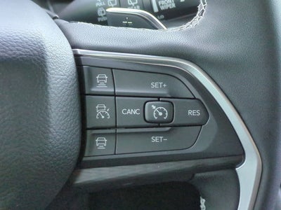 2025 Jeep Grand Cherokee GRAND CHEROKEE LAREDO X 4X4