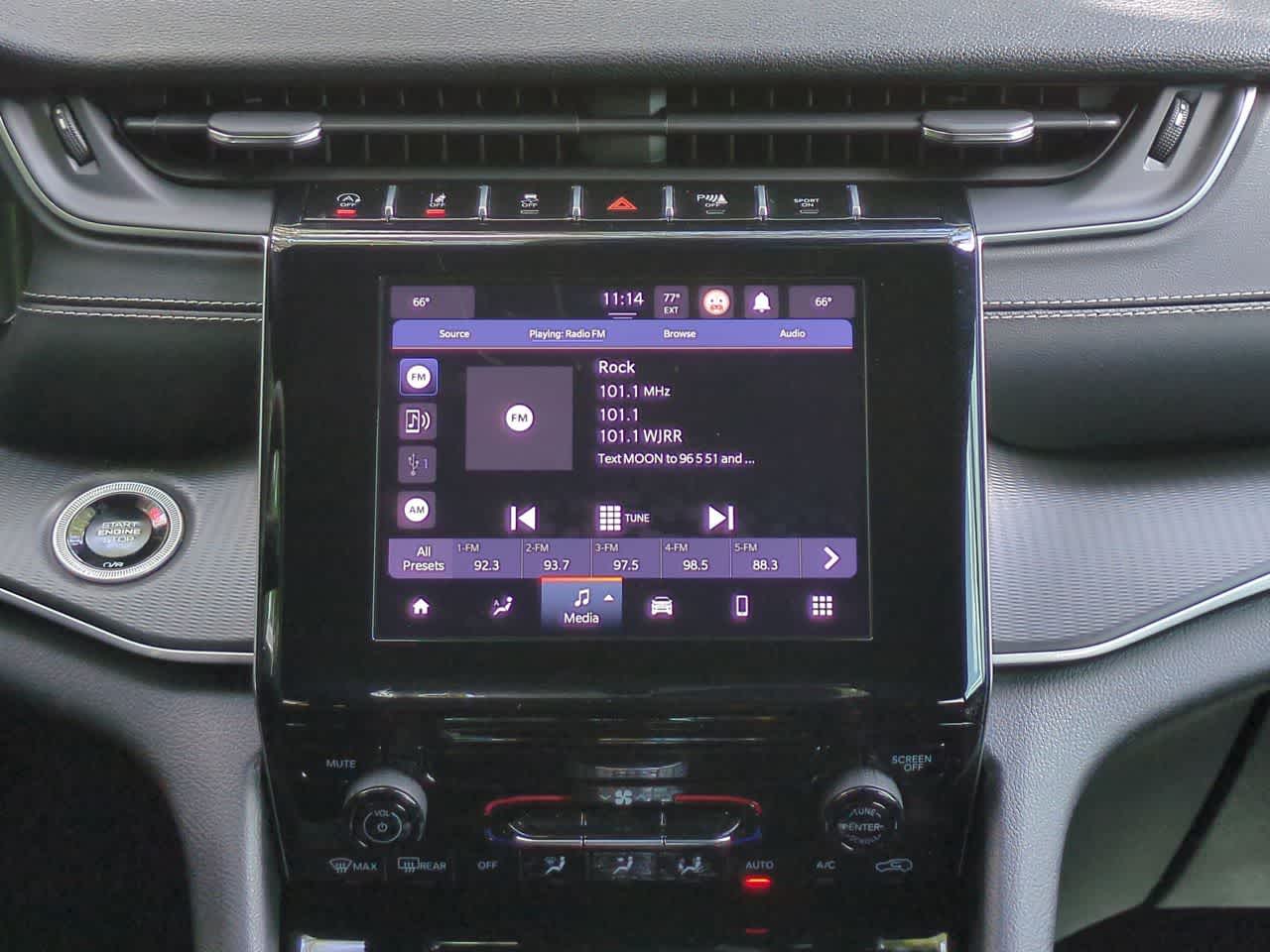 2024 Jeep Grand Cherokee Laredo X 4x4
