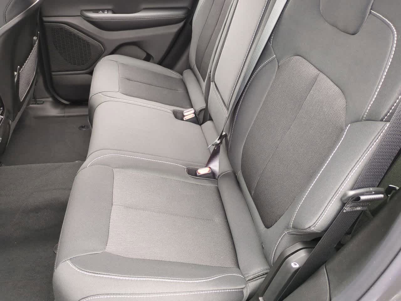 2025 Jeep Grand Cherokee GRAND CHEROKEE LAREDO 4X4