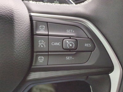 2025 Jeep Grand Cherokee GRAND CHEROKEE LAREDO X 4X4