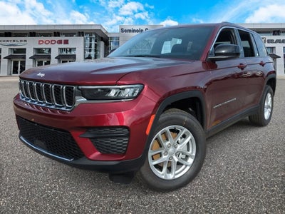 2025 Jeep Grand Cherokee GRAND CHEROKEE LAREDO X 4X4