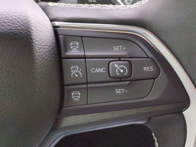 2025 Jeep Grand Cherokee GRAND CHEROKEE LAREDO X 4X4