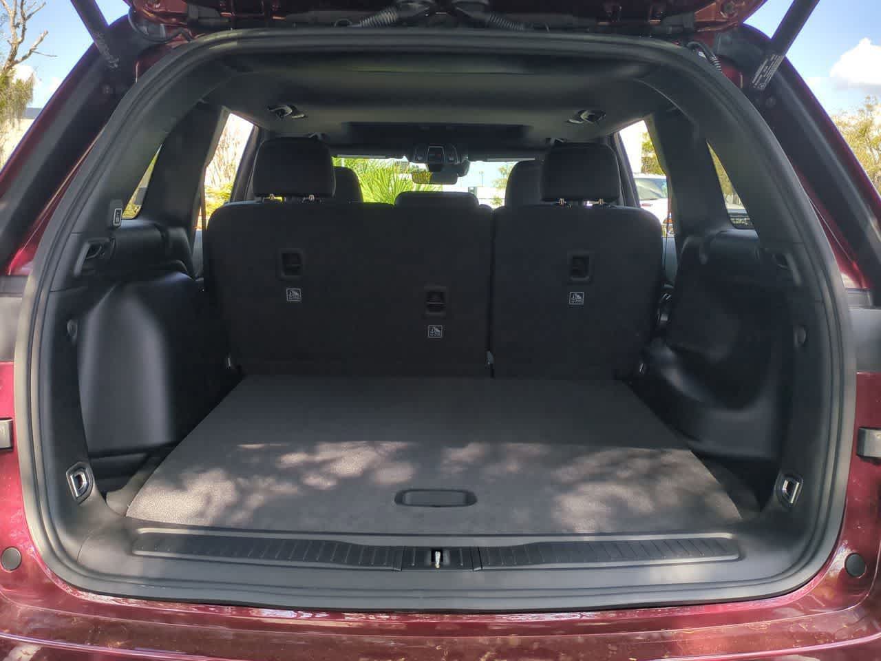 2026 Jeep Grand Cherokee GRAND CHEROKEE LAREDO X 4X4