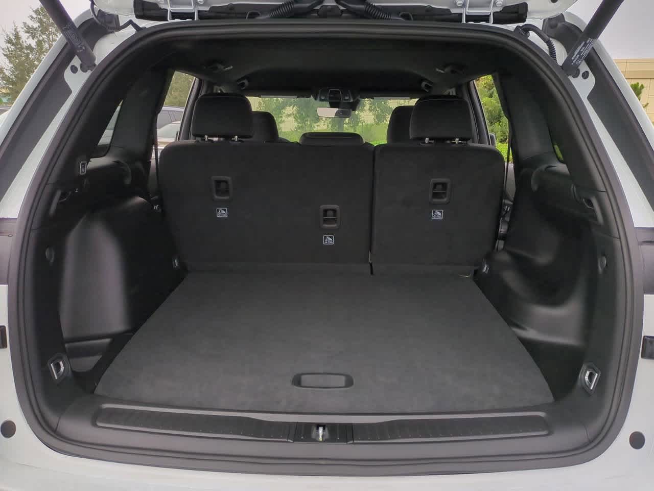 2025 Jeep Grand Cherokee GRAND CHEROKEE LAREDO 4X4