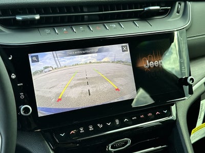 2027 Jeep Grand Cherokee GRAND CHEROKEE LAREDO ALTITUDE 4X4
