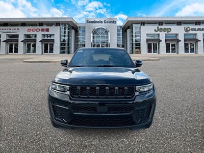 2027 Jeep Grand Cherokee GRAND CHEROKEE LAREDO ALTITUDE 4X4