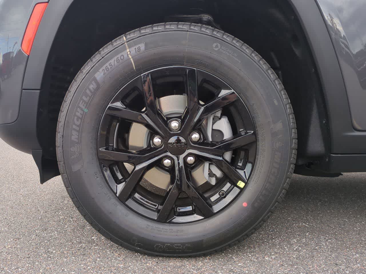 2026 Jeep Grand Cherokee GRAND CHEROKEE LAREDO ALTITUDE 4X4