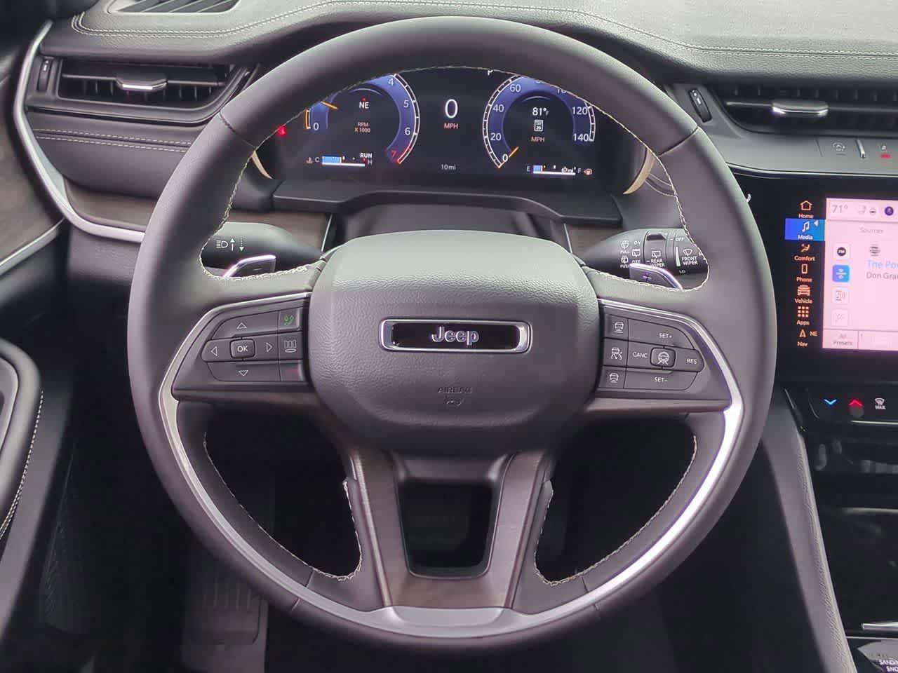 2026 Jeep Grand Cherokee GRAND CHEROKEE LAREDO ALTITUDE 4X4