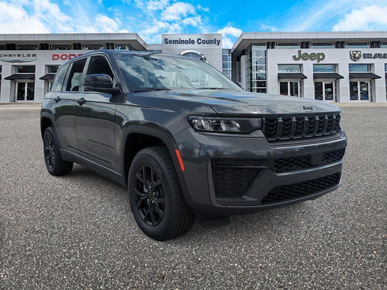 2026 Jeep Grand Cherokee GRAND CHEROKEE LAREDO ALTITUDE 4X4